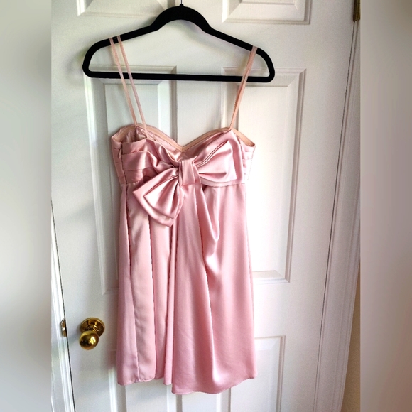 BCBG Maxazria pink cocktail dress sz 4 - Picture 3 of 4